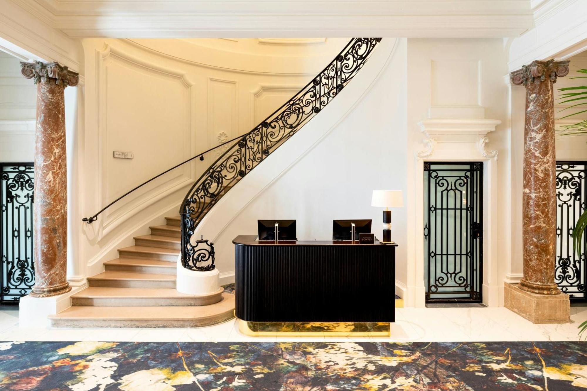 Hotel Sapphire House Antwerp, Autograph Collection Esterno foto The lobby of the hotel