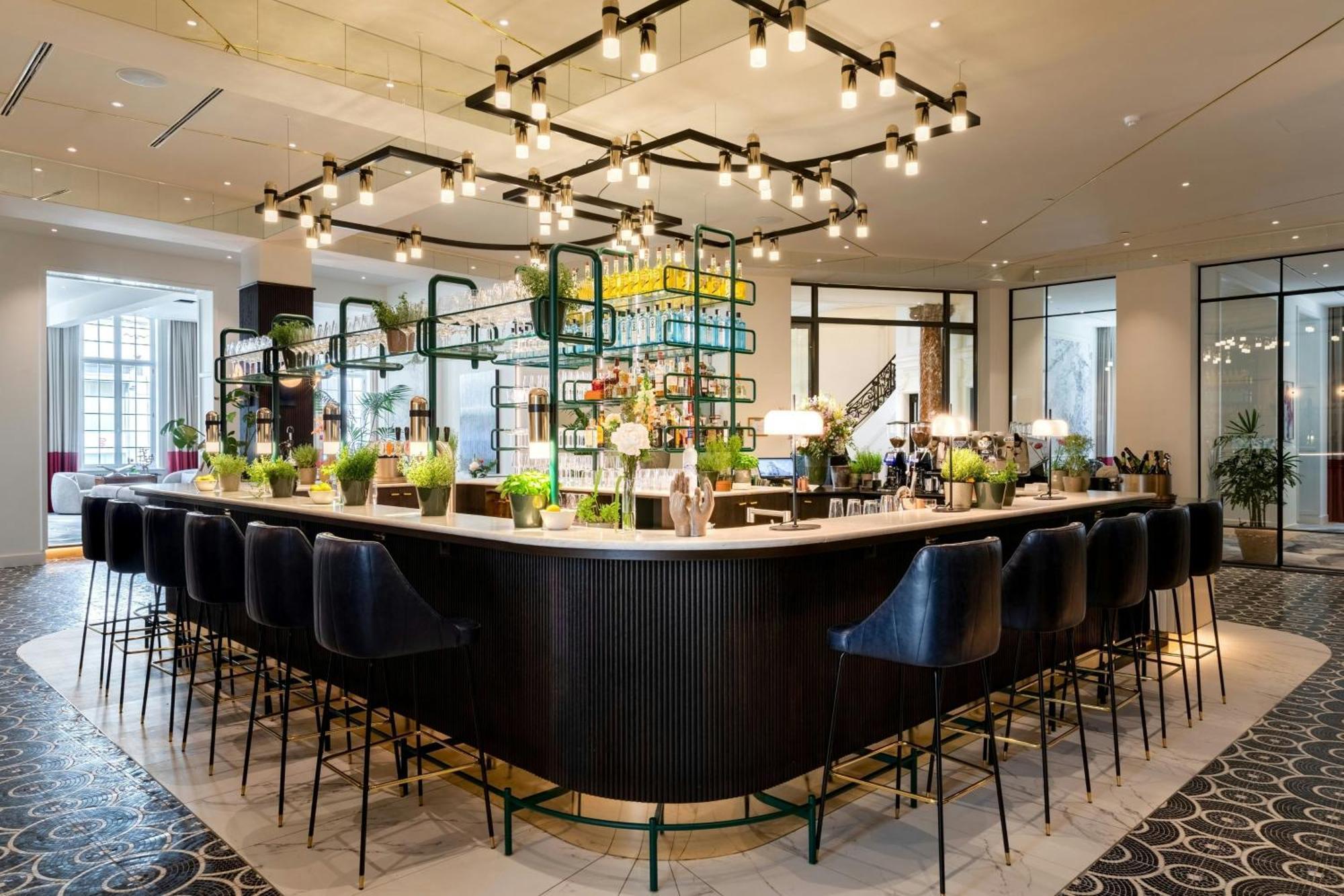 Hotel Sapphire House Antwerp, Autograph Collection Esterno foto The bar at the hotel