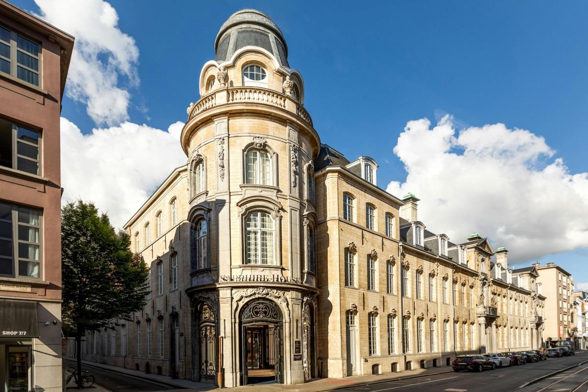 Hotel Sapphire House Antwerp, Autograph Collection Esterno foto The former headquarters of the Institut de France, at 103 rue de Rivoli, Paris 1st arrondissement